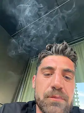 ginoleone7979 online show from May 17, 5:27 am