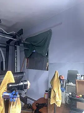 Brando2585 online show from April 8, 12:32 am