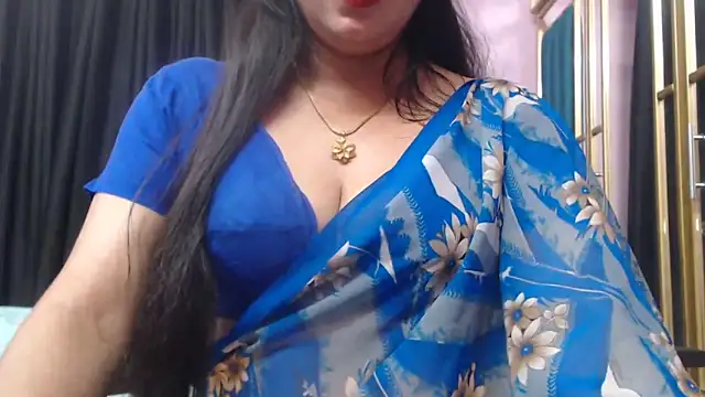 desi-maisa130 online show from October 26, 4:57 pm
