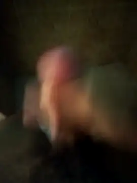 Snapshot of volcanrey chatting on December 13, 9:09 pm volcanrey online show from December 13, 9:09 pm