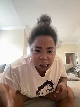 JCCaramelbarbie1 online show from November 6, 1:12 pm