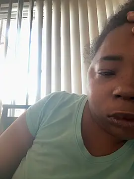 JCCaramelbarbie1 online show from November 28, 9:28 pm