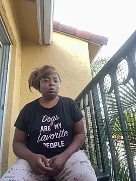 JCCaramelbarbie1 online show from December 18, 2:45 pm