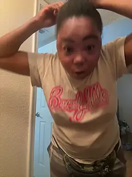 JCCaramelbarbie1 online show from January 15, 3:49 pm