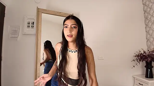 Snapshot of Susana_Sanchez chatting on September 16, 11:22 am Susana Sanchez online show from September 16, 11:22 am