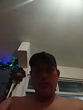 Snapshot of Zordomud0 chatting on January 7, 5:32 am Zordomud0 online show from January 7, 5:32 am