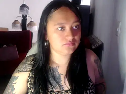 Snapshot of Dahiana_Rous chatting on February 10, 2:10 pm Dahiana Rous online show from February 10, 2:10 pm