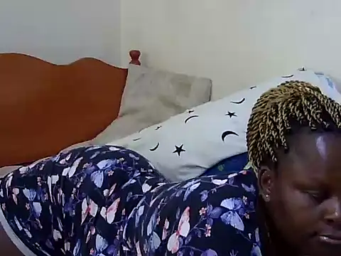 Pretty lilly02 online show from December 19, 7:15 am