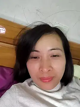 Snapshot of Sweets24 chatting on December 24, 5:27 am Sweets24 online show from December 24, 5:27 am