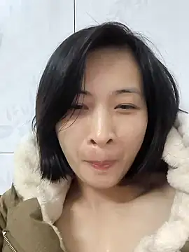 Snapshot of Sweets24 chatting on January 12, 1:37 pm Sweets24 online show from January 12, 1:37 pm