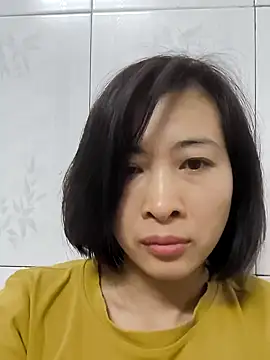 Snapshot of Sweets24 chatting on February 2, 10:49 pm Sweets24 online show from February 2, 10:49 pm