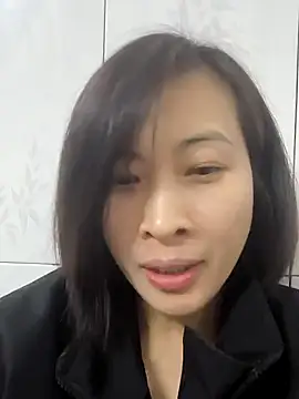 Snapshot of Sweets24 chatting on February 4, 2:21 pm Sweets24 online show from February 4, 2:21 pm
