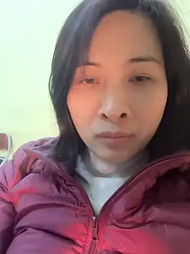 Snapshot of Sweets24 chatting on February 8, 12:50 pm Sweets24 online show from February 8, 12:50 pm