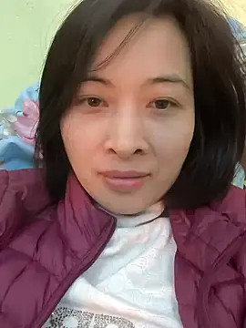 Snapshot of Sweets24 chatting on February 8, 3:53 pm Sweets24 online show from February 8, 3:53 pm