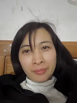 Snapshot of Sweets24 chatting on February 9, 7:05 am Sweets24 online show from February 9, 7:05 am