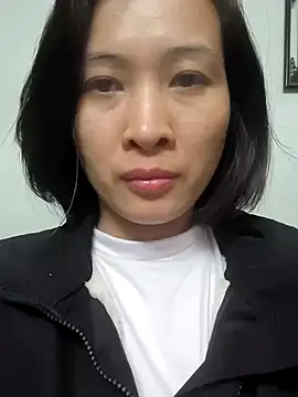Snapshot of Sweets24 chatting on February 10, 1:44 pm Sweets24 online show from February 10, 1:44 pm