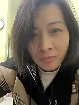 Snapshot of Sweets24 chatting on February 19, 12:00 pm Sweets24 online show from February 19, 12:00 pm
