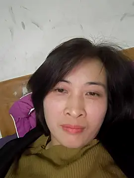 Snapshot of Sweets24 chatting on February 25, 7:09 am Sweets24 online show from February 25, 7:09 am