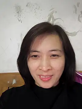 Snapshot of Sweets24 chatting on March 13, 1:18 pm Sweets24 online show from March 13, 1:18 pm