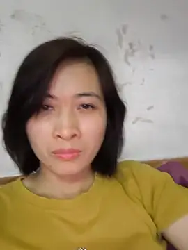 Snapshot of Sweets24 chatting on March 15, 6:03 am Sweets24 online show from March 15, 6:03 am