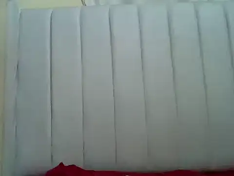 Queen loveer online show from February 10, 2:30 am