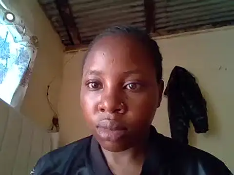 Snapshot of Queen_loveer chatting on March 15, 2:01 pm Queen loveer online show from March 15, 2:01 pm