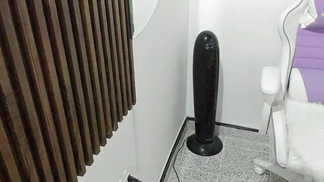 mia six66 online show from March 3, 1:34 am