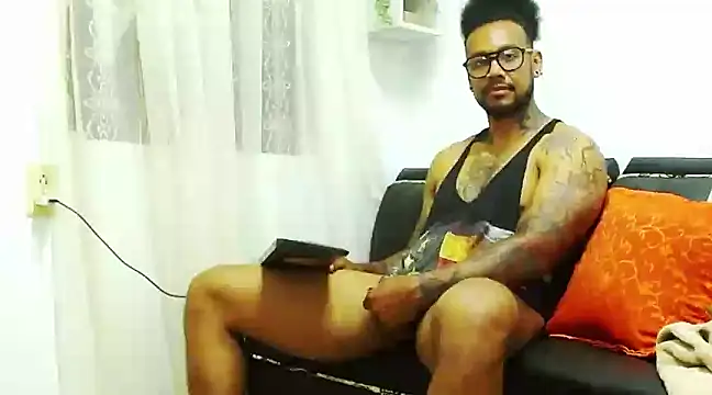 LewisStrong online show from January 22, 10:59 pm