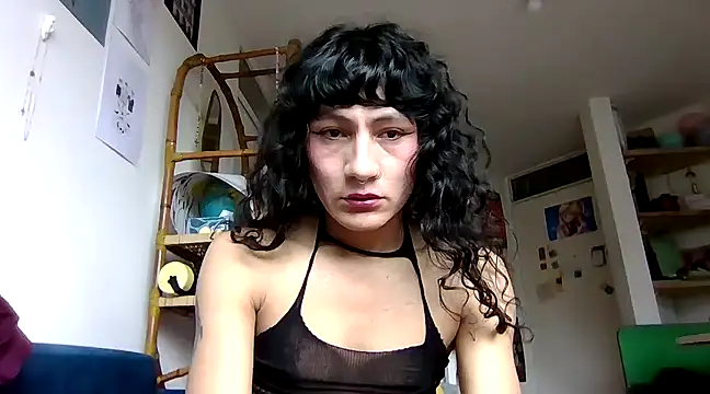 Snapshot of Zafiro_subversiva chatting on February 23, 3:29 pm Zafiro subversiva online show from February 23, 3:29 pm