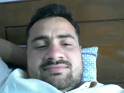 Snapshot of lallantoplonda chatting on March 19, 4:27 am lallantoplonda online show from March 19, 4:27 am