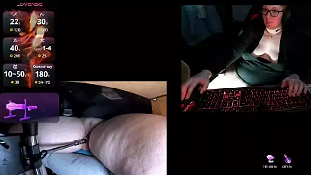 lili-hot-77 online show from March 1, 7:27 pm