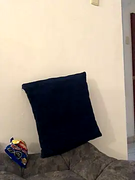 SweetLatiin  online show from November 8, 8:51 pm