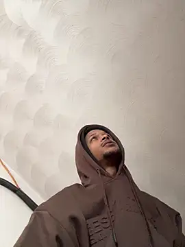 rayyymack online show from February 1, 1:42 pm