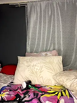 HornyxLadie online show from November 8, 8:40 pm