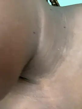 Snapshot of HornyxLadie chatting on February 22, 3:07 am HornyxLadie online show from February 22, 3:07 am