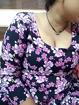 Indian-Nazia online show from October 13, 6:35 am