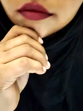Snapshot of Indian-Nazia chatting on July 5, 8:05 pm Indian-Nazia online show from July 5, 8:05 pm