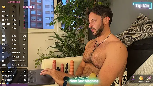 Snapshot of arielenbsas chatting on February 6, 11:08 pm arielenbsas online show from February 6, 11:08 pm