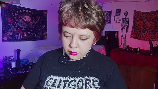 Sabrina scarlett online show from April 2, 5:27 am