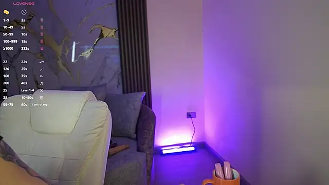 Snapshot of Anybuny chatting on November 1, 11:34 am Anybuny online show from November 1, 11:34 am