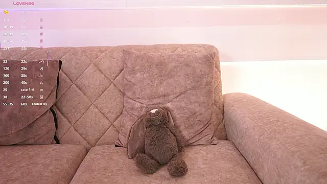 Snapshot of Anybuny chatting on February 2, 12:37 pm Anybuny online show from February 2, 12:37 pm