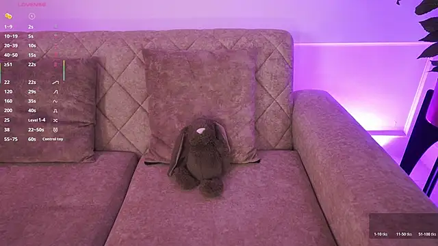 Snapshot of Anybuny chatting on February 13, 1:07 pm Anybuny online show from February 13, 1:07 pm