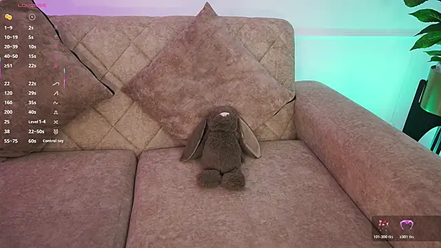 Snapshot of Anybuny chatting on February 25, 12:37 pm Anybuny online show from February 25, 12:37 pm