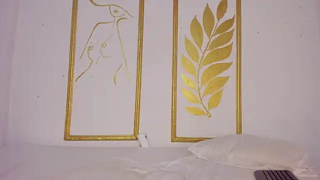 Juliette  3 online show from December 5, 12:25 pm