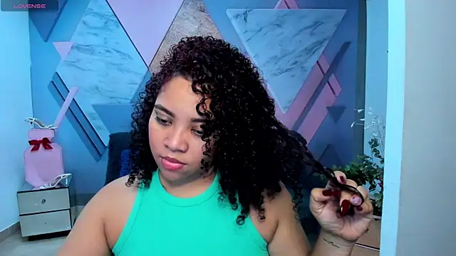 AngelaCoffee online show from February 4, 3:11 am