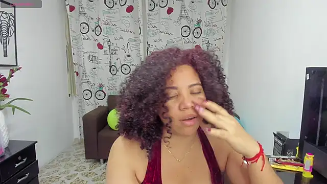 AngelaCoffee online show from February 8, 9:46 am