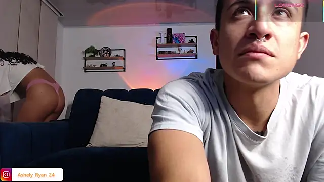 ashely ryan24 online show from March 12, 11:22 pm