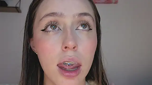 SofiaGc online show from November 4, 3:49 am