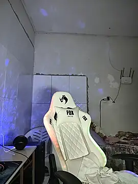 Snapshot of dani123unica chatting on February 5, 10:42 am dani123unica online show from February 5, 10:42 am