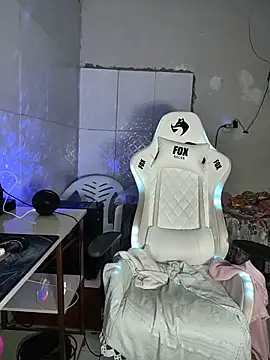 Snapshot of dani123unica chatting on February 7, 11:03 am dani123unica online show from February 7, 11:03 am